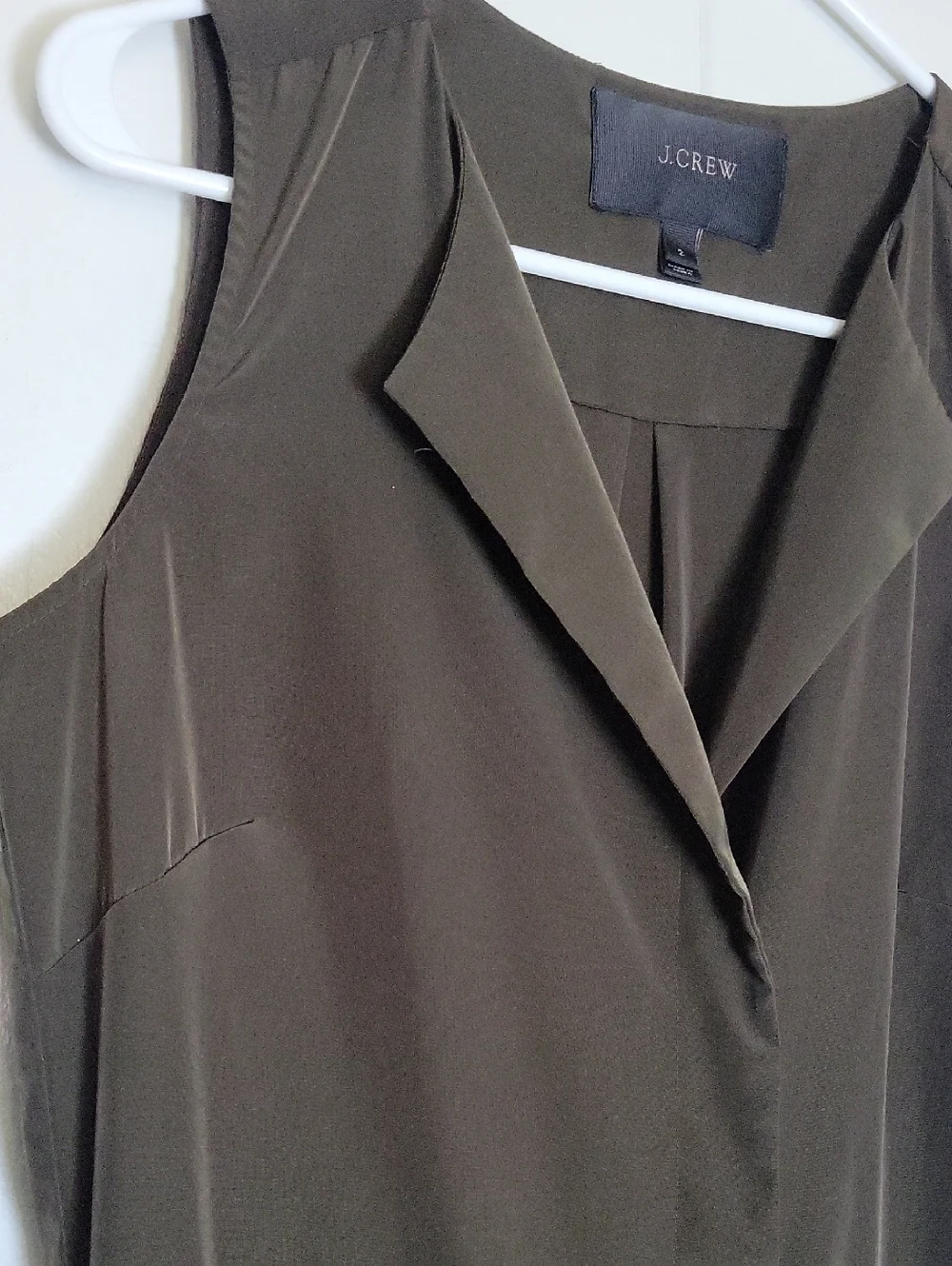 J Crew Trench Jumpsuit Sleeveless Army Green Silky Soft Button Top Classic 2